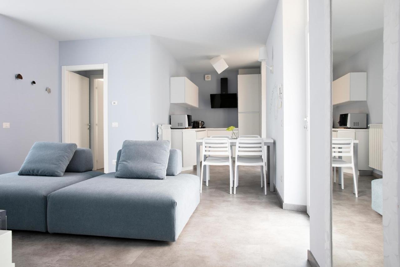 Charming Moment Di Villa Porta - Residenza Porto Vecchio Luino Exterior foto